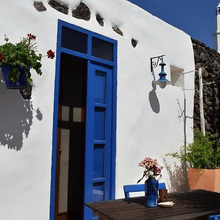 דירה Stylish Getaway With Secluded Patio In Lava *