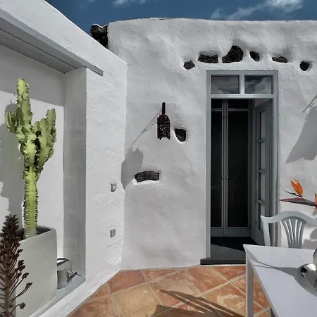 Stylish Getaway With Secluded Patio In Lava * Uga